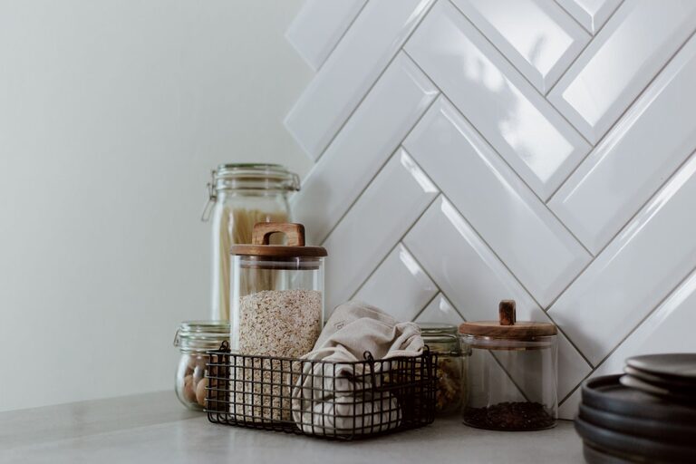 How to Make Your Kitchen Counters Clutter-Free and Organised